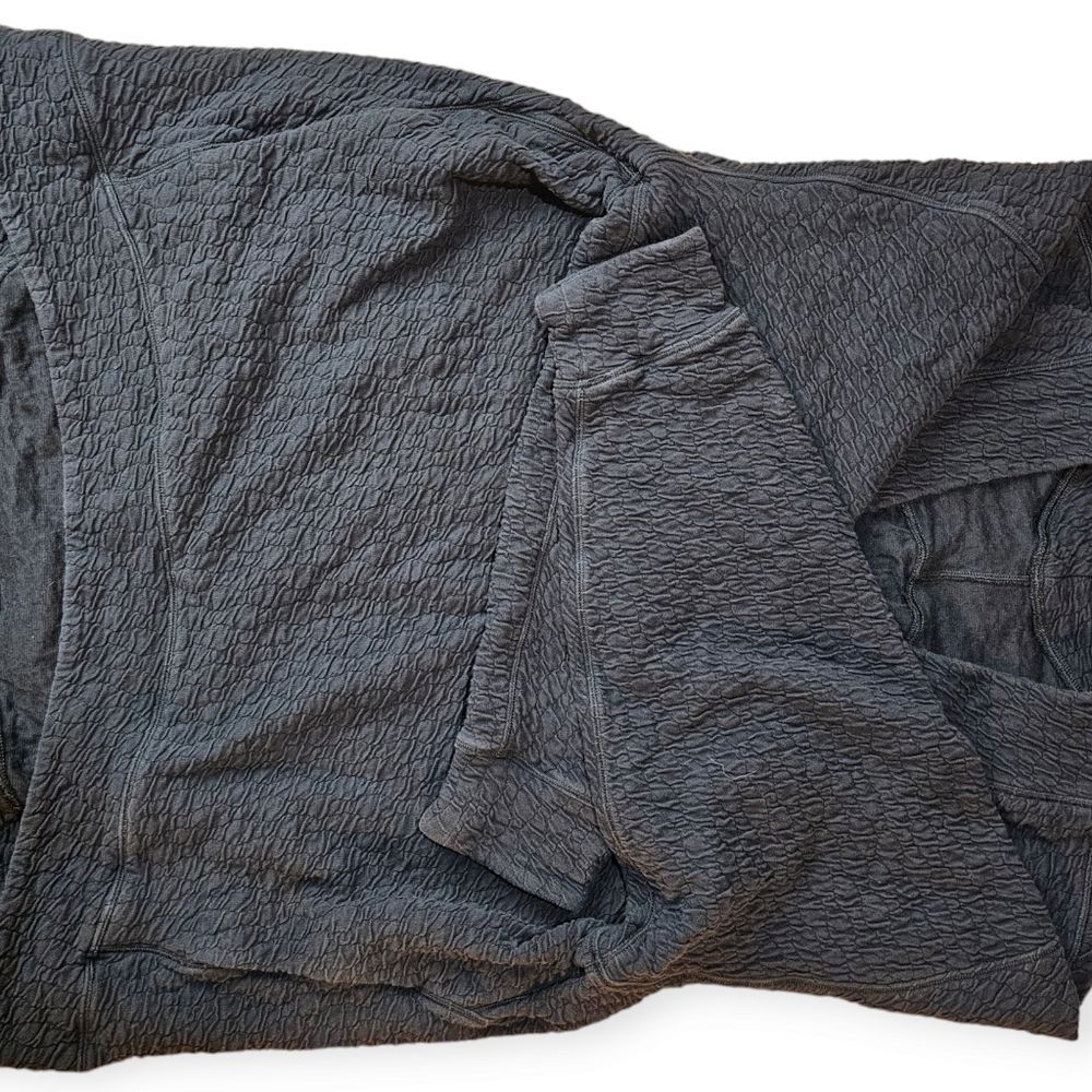 Lululemon Rippled Vneck Pullover Black Size 10 - Picture 3 of 11